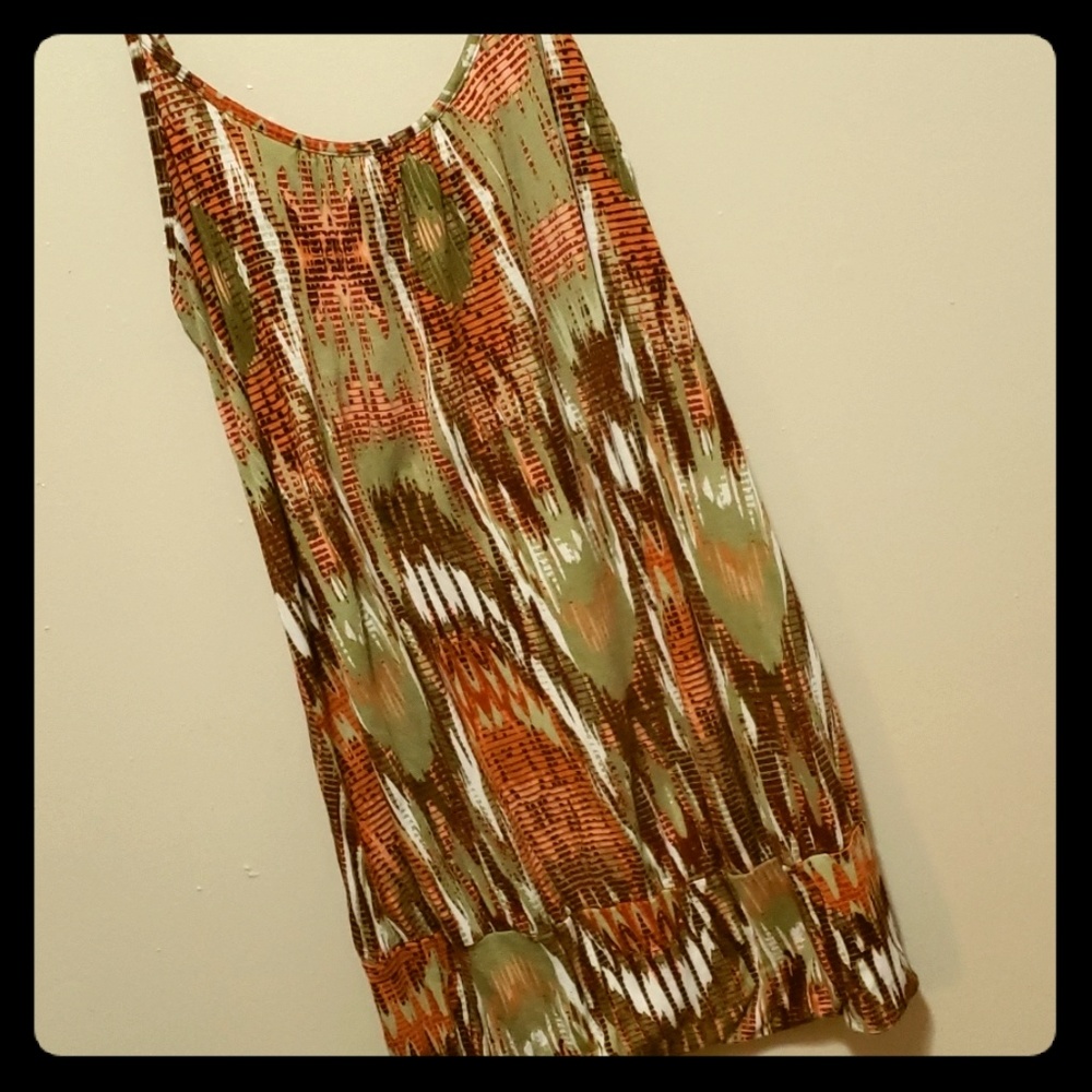💣$4 WITH BUNDLE💣🧡Cute XXI Tank Top🧡